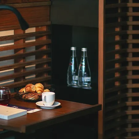 Hotel Off Seine