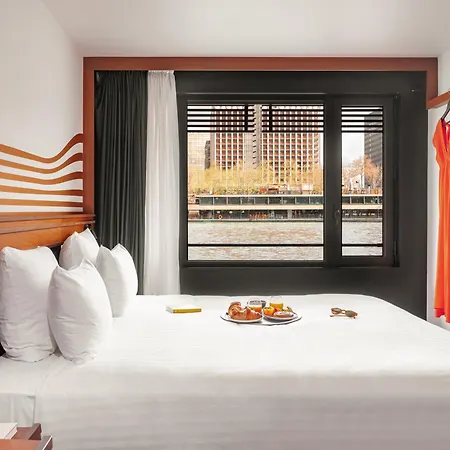 Off Seine 4* Paříž