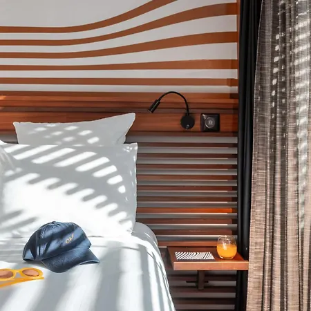 Hotel Off Seine
