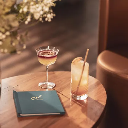 Off Seine Hotel París