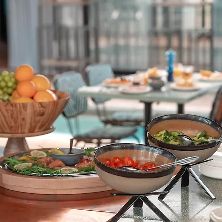 Hotel Off Seine 4*