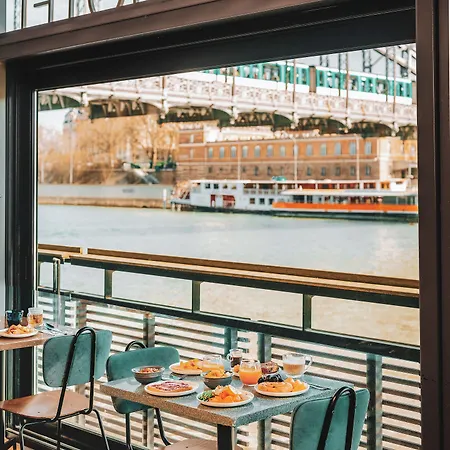 Otel Off Seine