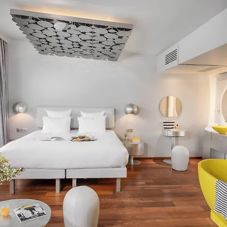 Hotel Off Seine 4*