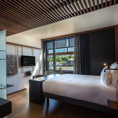 Hotel Off Seine