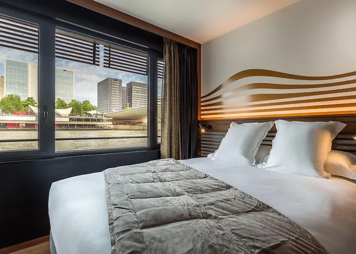 Off Seine Otel