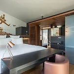 Off Seine Hotell Paris